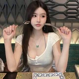 曼谷🇹🇭凤凰会所❤️可外送上门